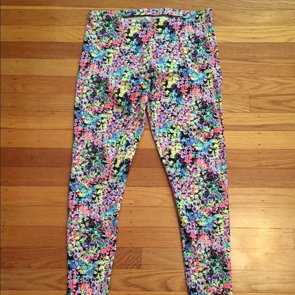 Victoria Secret leggings size small brand new